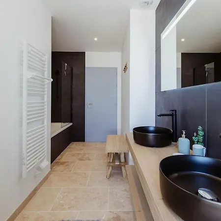 Xo 17 5 Etoiles Ile D'oleron 15 People Jacuzzi 50m De La Vue Vue Marais Saint-Georges-d'Oleron