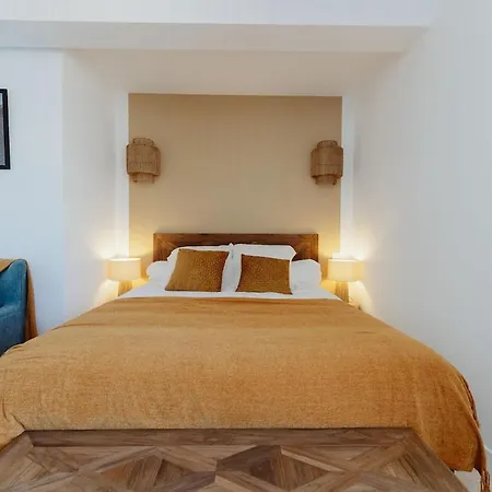 Xo 17 5 Etoiles Ile D'oleron 15 People Jacuzzi 50m De La Vue Vue Marais *