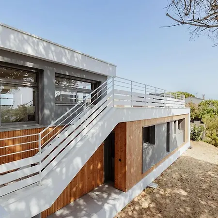 Xo 17 5 Etoiles Ile D'oleron 15 People Jacuzzi 50m De La Vue Vue Marais Saint-Georges-d'Oleron