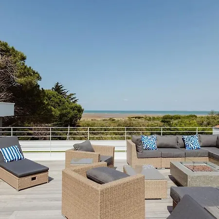 Xo 17 5 Etoiles Ile D'oleron 15 People Jacuzzi 50m De La Vue Vue Marais Willa