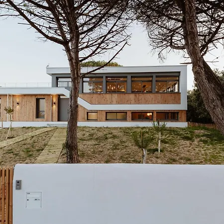 Willa Xo 17 5 Etoiles Ile D'oleron 15 People Jacuzzi 50m De La Vue Vue Marais *