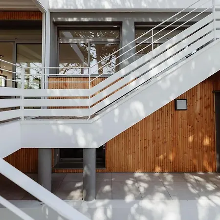 Villa Xo 17 5 Etoiles Ile D'oleron 15 People Jacuzzi 50m De La Vue Vue Marais *