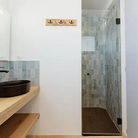 Xo 17 5 Etoiles Ile D'oleron 15 People Jacuzzi 50m De La Vue Vue Marais Villa *