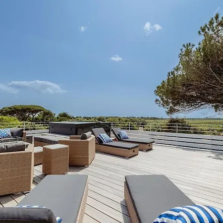 Villa Xo 17 5 Etoiles Ile D'oleron 15 People Jacuzzi 50m De La Vue Vue Marais Saint-Georges-d'Oleron