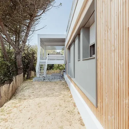 Xo 17 5 Etoiles Ile D'oleron 15 People Jacuzzi 50m De La Vue Vue Marais Villa