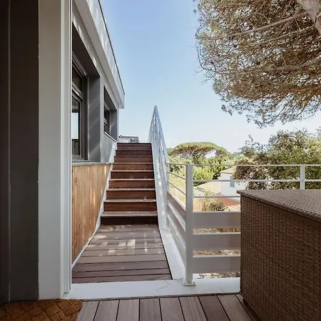 Xo 17 5 Etoiles Ile D'oleron 15 People Jacuzzi 50m De La Vue Vue Marais Villa *